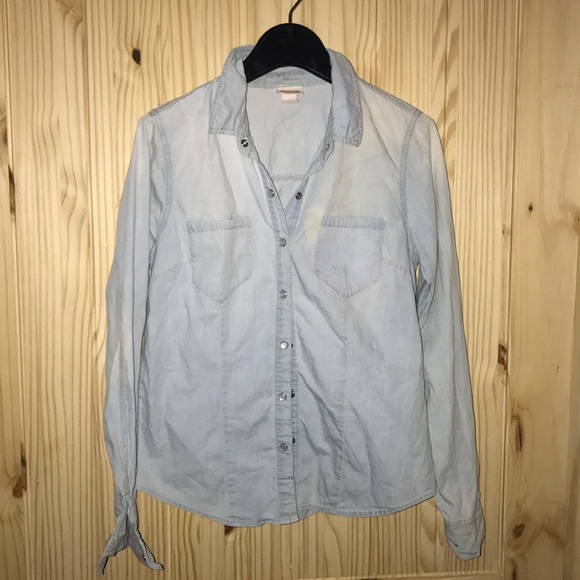 Mossimo Supply Co. Tops - 🎈5 for $15 🎈 Denim pearl snap buttondown mossimo